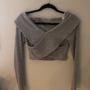 Aritzia Wilfred Free Longsleeve Crop